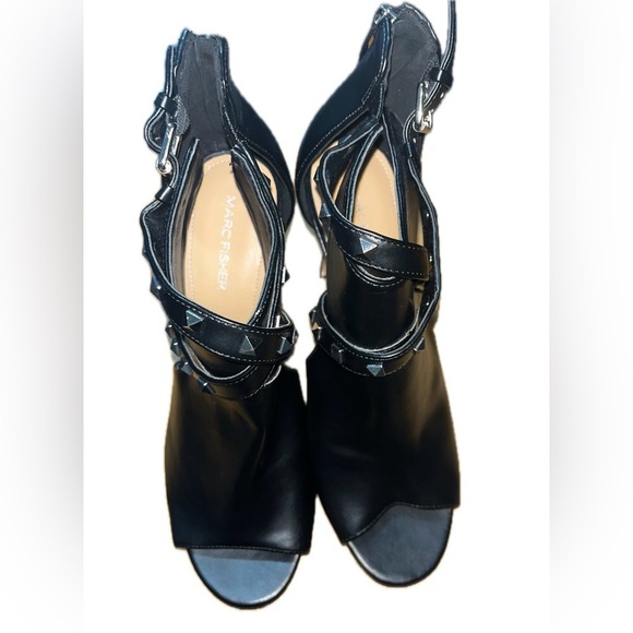 Marc Fisher Womens Heels with Silver Studs Zip up Backs sz 10M used - Picture 4 of 8